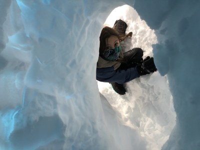 Seattle Nomads Snow Cave Building