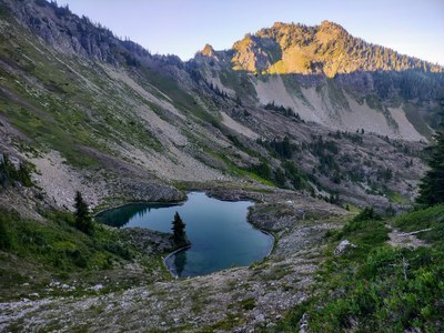 Alpine Scramble - Mount Carrie