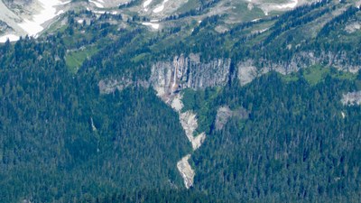 Alpine Scramble - Pearl Falls & Pyramid Peak