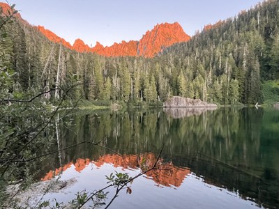 Backpack - Flapjack Lakes & Black and White Lakes Loop