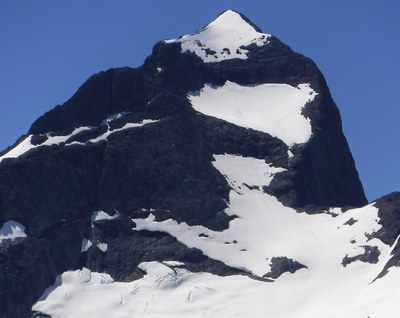 Basic Alpine Climb - Hozomeen Mountain: North Peak/Northeast Buttress