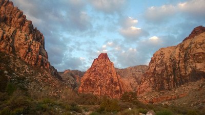 Crag Rock Climb - Red Rock Canyon