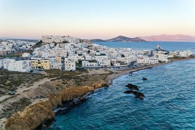 Global Adventure - Hike the Greek Islands of Naxos, Santorini and Crete