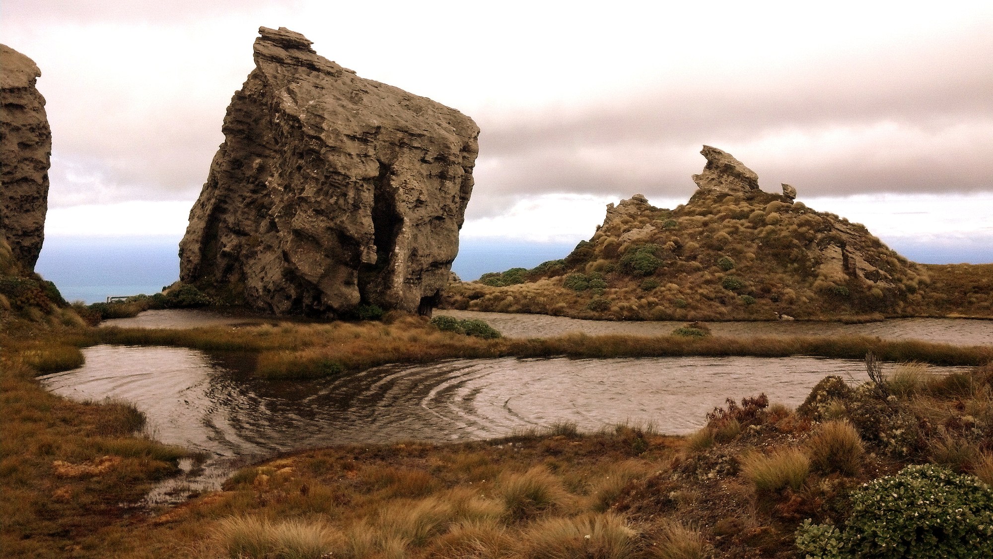 Backpack New Zealand’s Best “Great Walks” and Tramping Trails — The