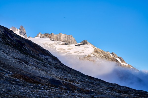 DSC00569_HDR.jpeg DSC00569_HDR.jpeg