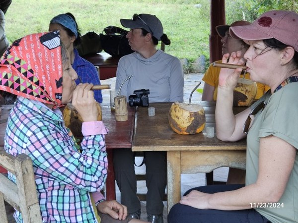 20241123_VinalesTobaccoAnnetteSonja1 (Small).jpg