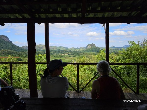 20241124a_080938 (Small).jpg