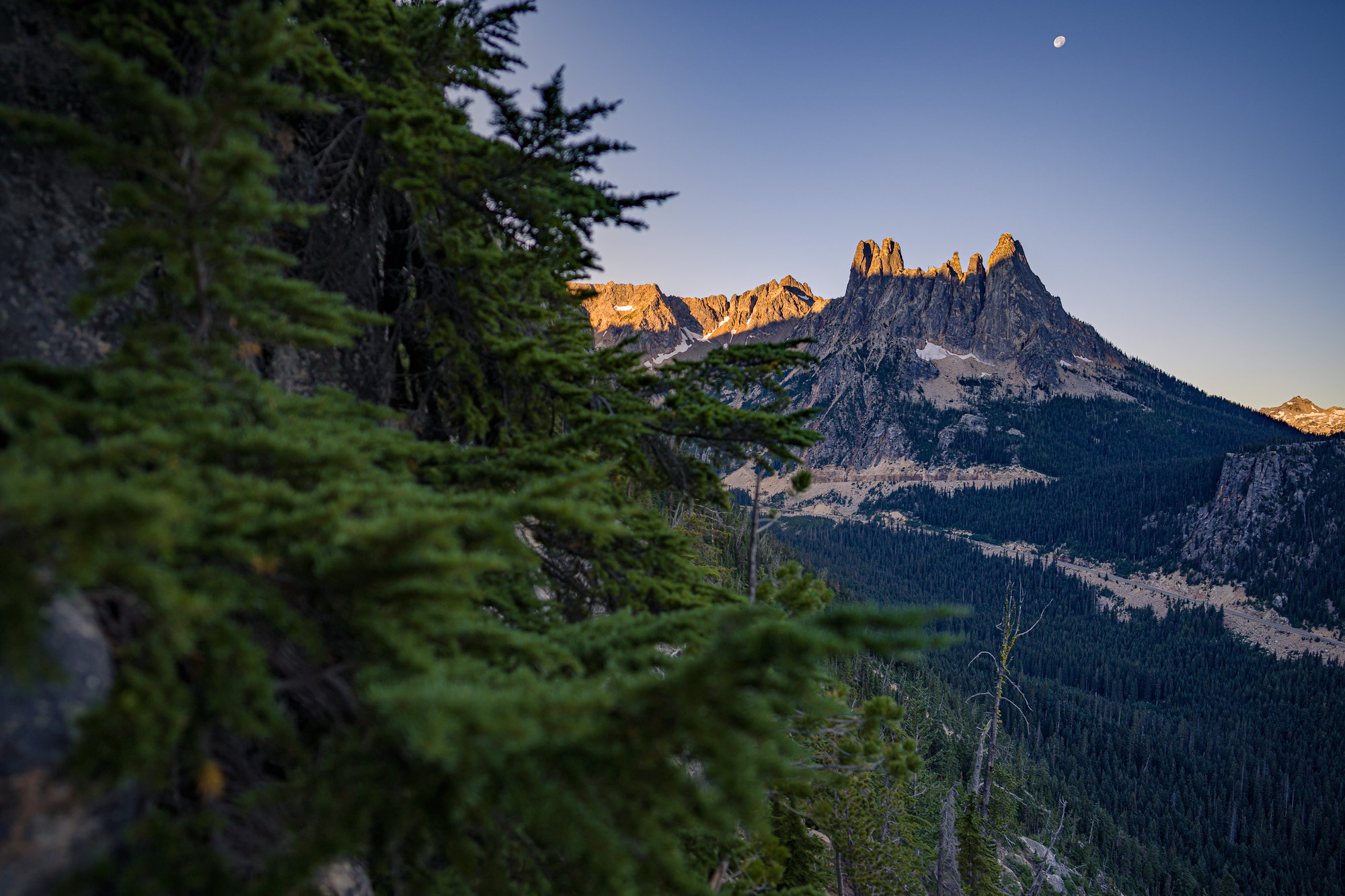 WA Pass Climbing-[_ND10854]-Aug-14-2022-Edit.jpg