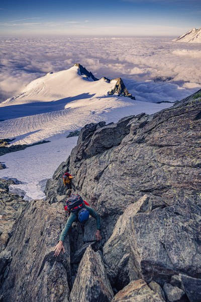 Shuksan Fisher Chimneys and SE Ridge-[_ND14746]-Aug-21-2022-Edit.jpg