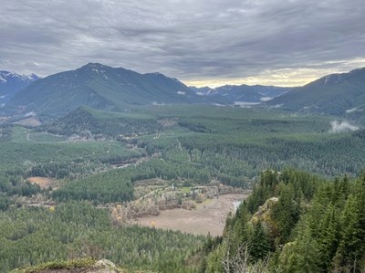 Cover photo from Rattlesnake Ledge 1.jpg