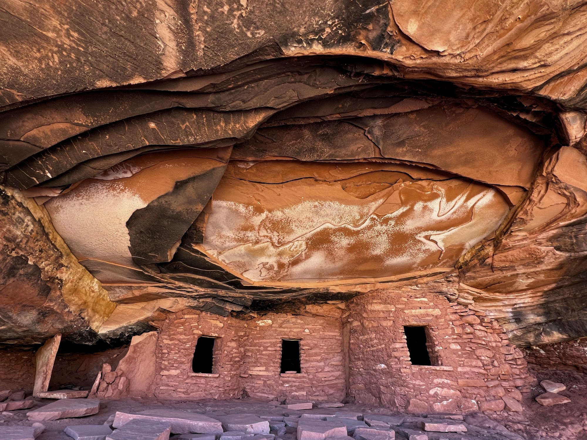 Fallen Roof Ruin.jpeg