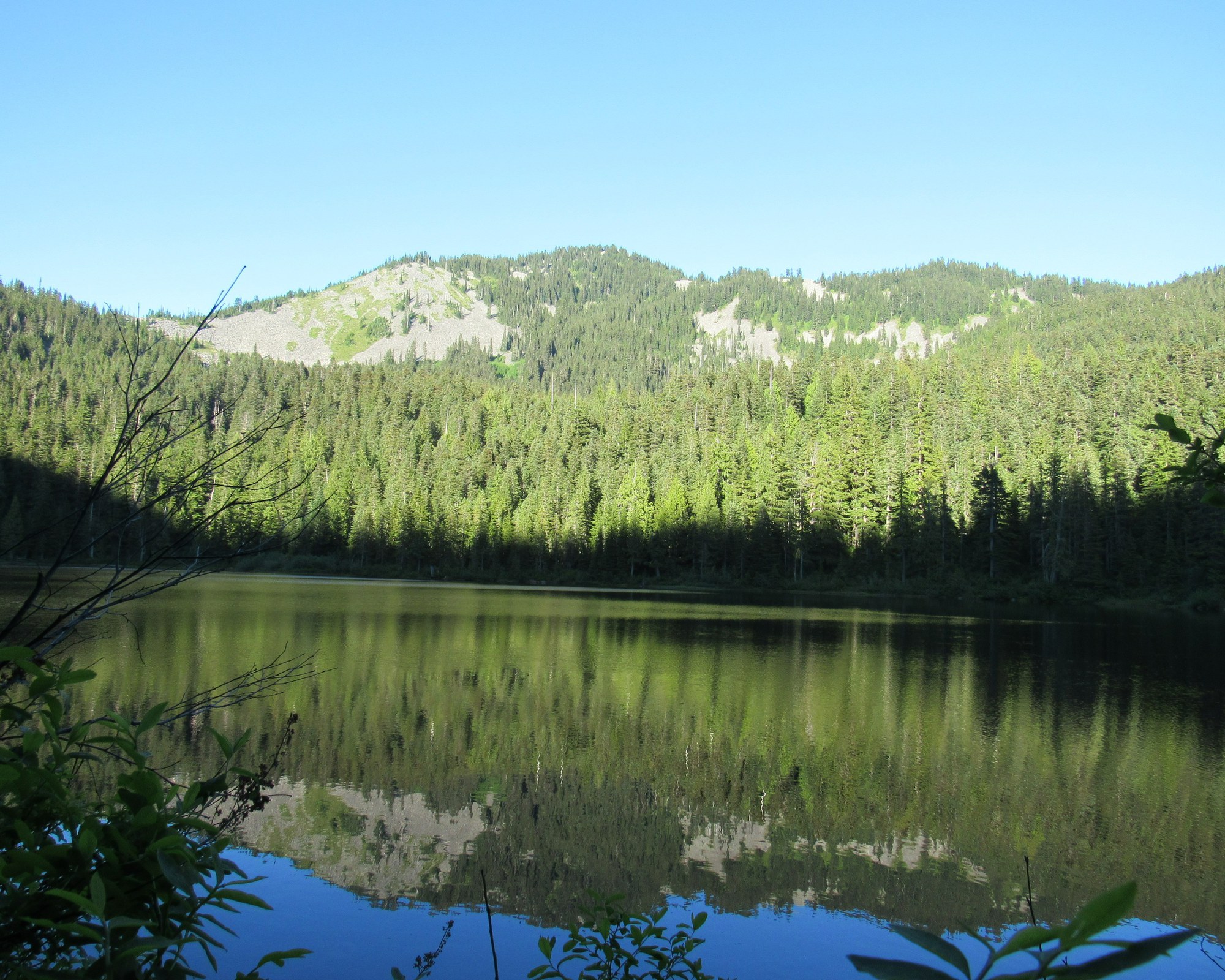 IMG_6721Lake Ollalie.jpg