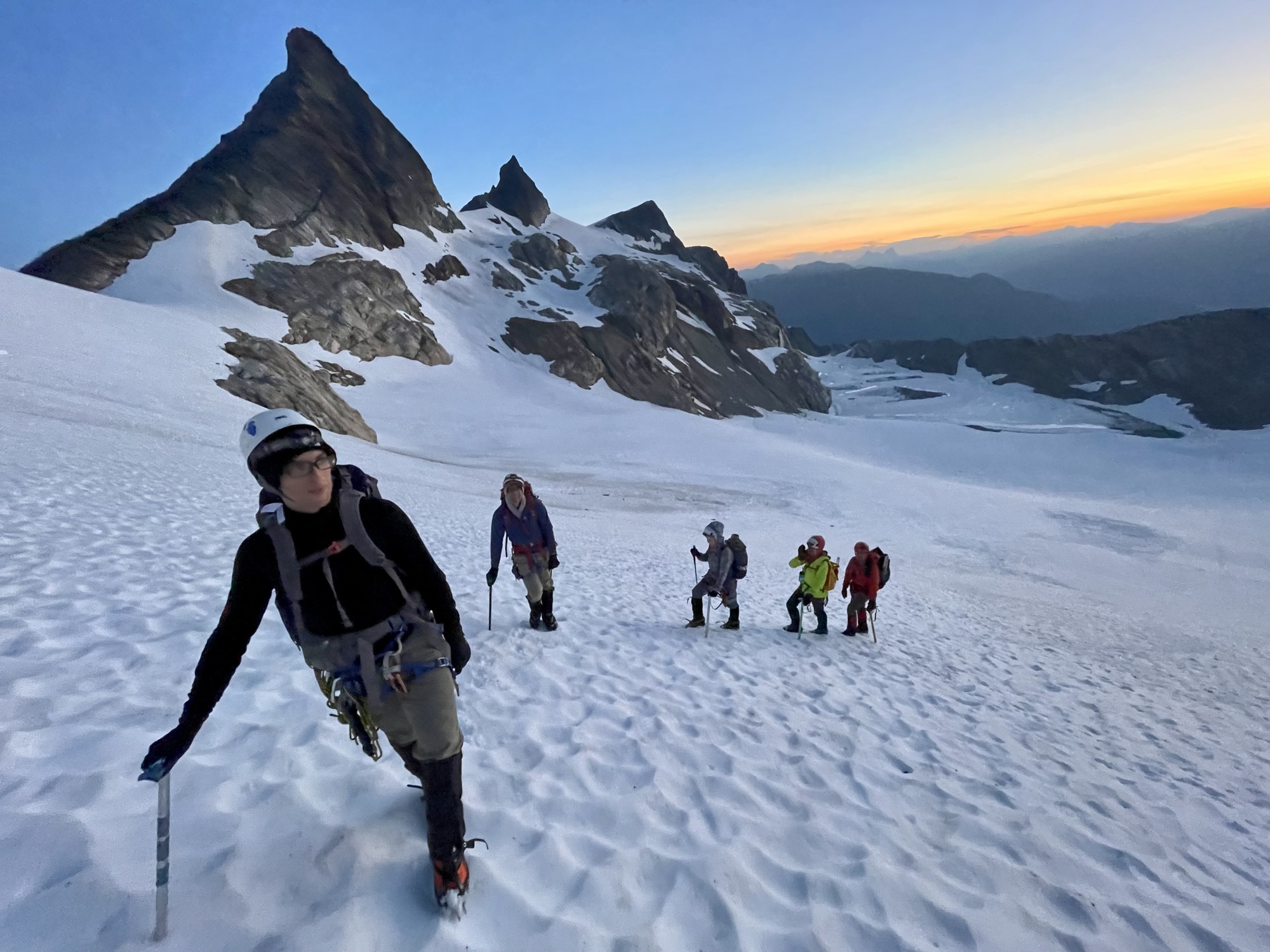 Basic Glacier Climb Snowfield Peak, Neve Peak, Colonial Peak — The