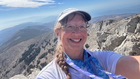 Foothills Volunteer Spotlight: Linda Shewey