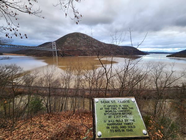 06. Bear Mountain Bridge.jpg