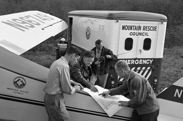 Mountain Rescue Council truck.jpg