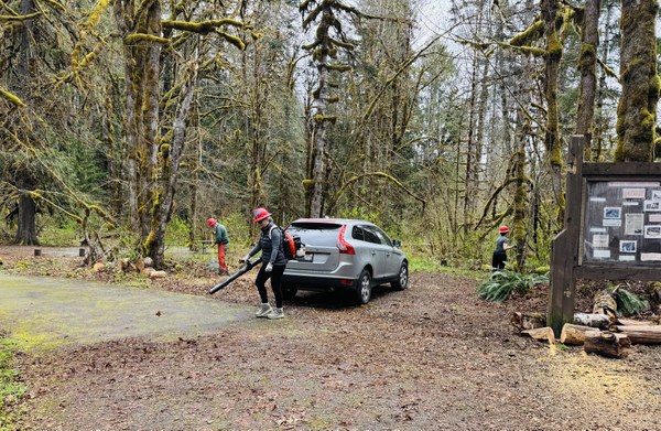 Olympia stewardship volunteers cleaning up campsites at the Lena Lake Campground on Olympic National Forest. Photo courtesy of Ginger Sarver..jpg Olympia stewardship volunteers cleaning up campsites at the Lena Lake Campground on Olympic National Forest. Photo courtesy of Ginger Sarver..jpg