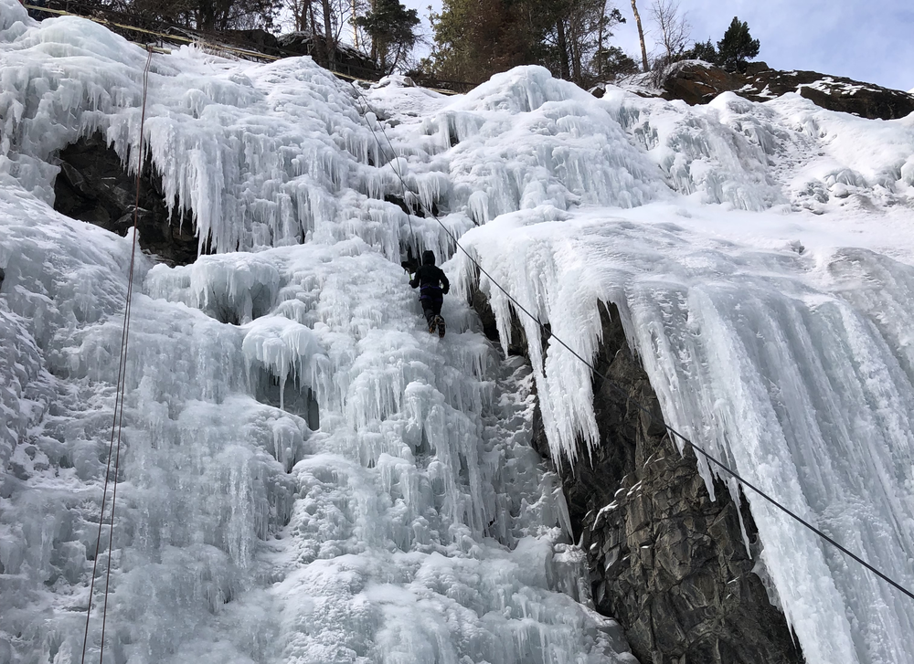 Register for Our 2026 Water Ice Courses in Ouray, Colorado
