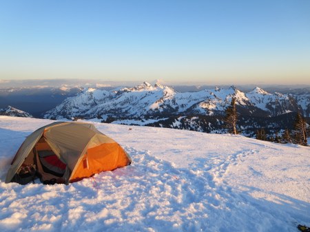 Snow Camping 101: An Ode to the Cold 