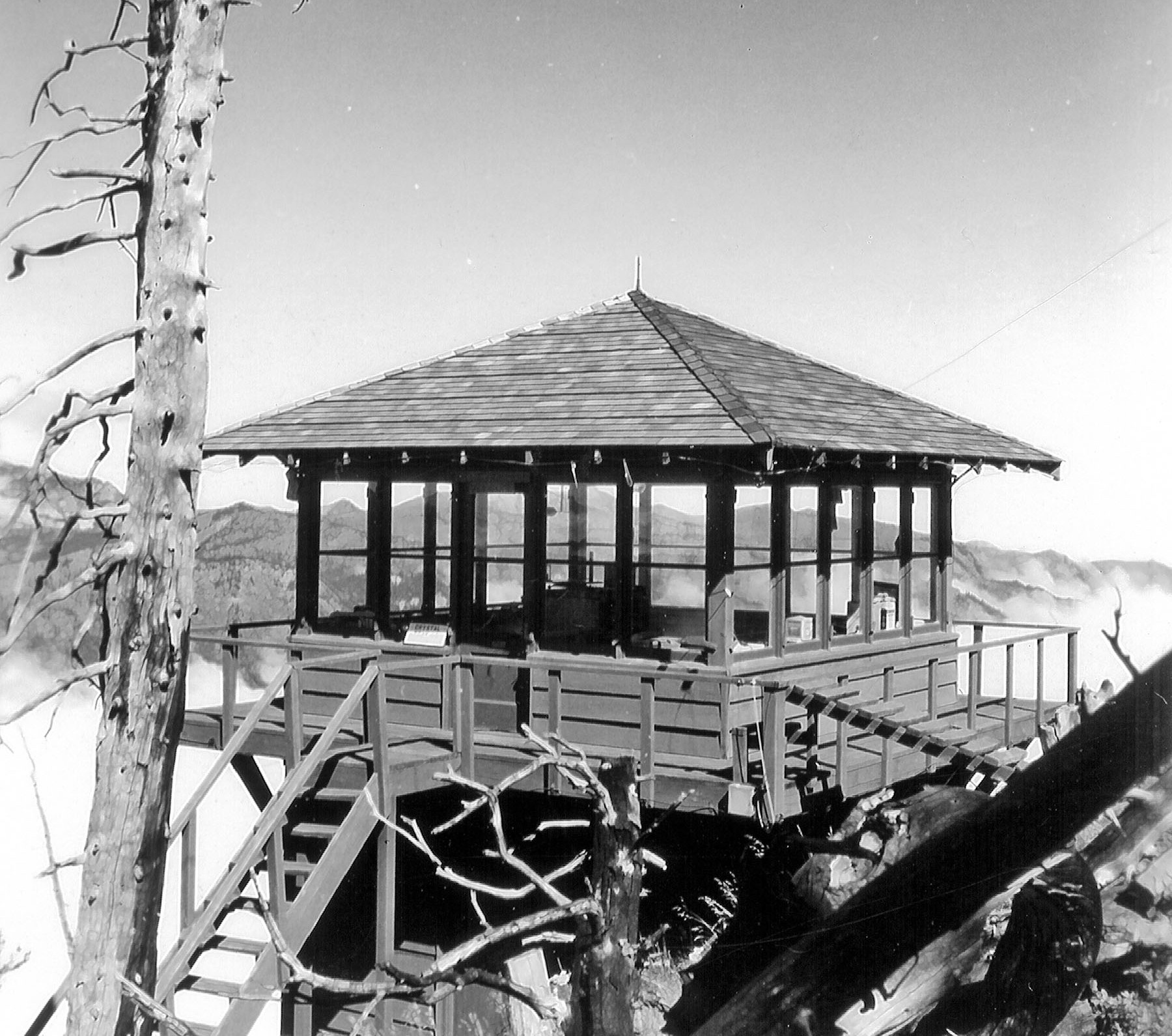 Crystal Peak Lookout. Photo by the National Park Service.jpg
