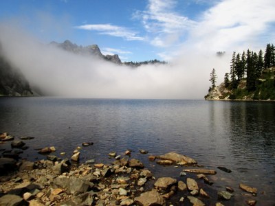 August Hikes: 4 miles to 7 miles, 600 to 2,000 feet gain - Snow & Gem Lakes (Snoqualmie)