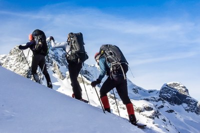 Backcountry Snowshoeing Skills Course - Foothills (Eastside) - 2018