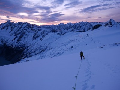 Social: Two-Person Glacier Travel and Solo Crevasse Rescue - Mountaineers Seattle Program Center