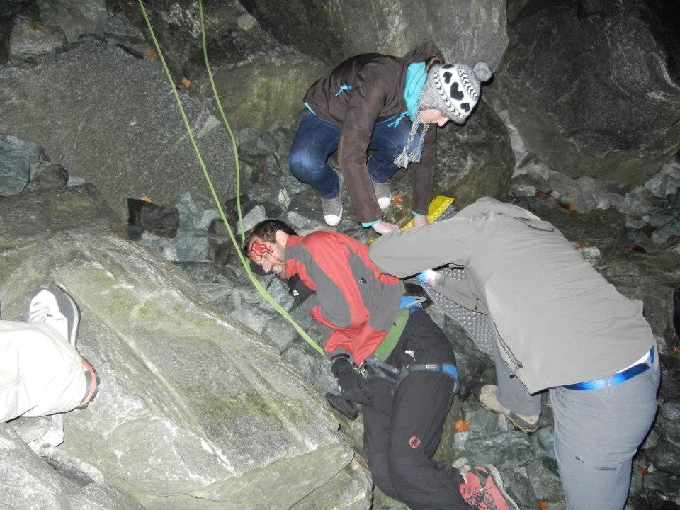 Hybrid Wilderness First Responder Seattle 2022 — The Mountaineers