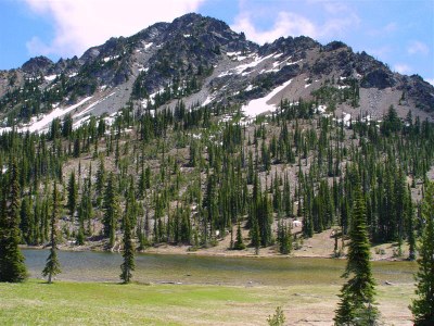 CHS 1 Hike - Esmeralda Basin