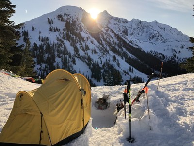 Seattle Snowshoe Winter Camping Field Trip