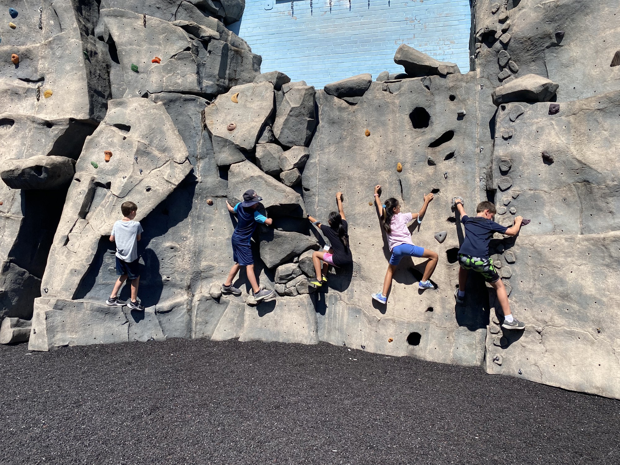 Summer Camp Rockstar Week Seattle 2023 — The Mountaineers