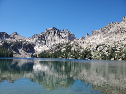 WALKING THE WILD:  Backpack the Idaho Sawtooth and White Cloud Mountains with Dick Lambe