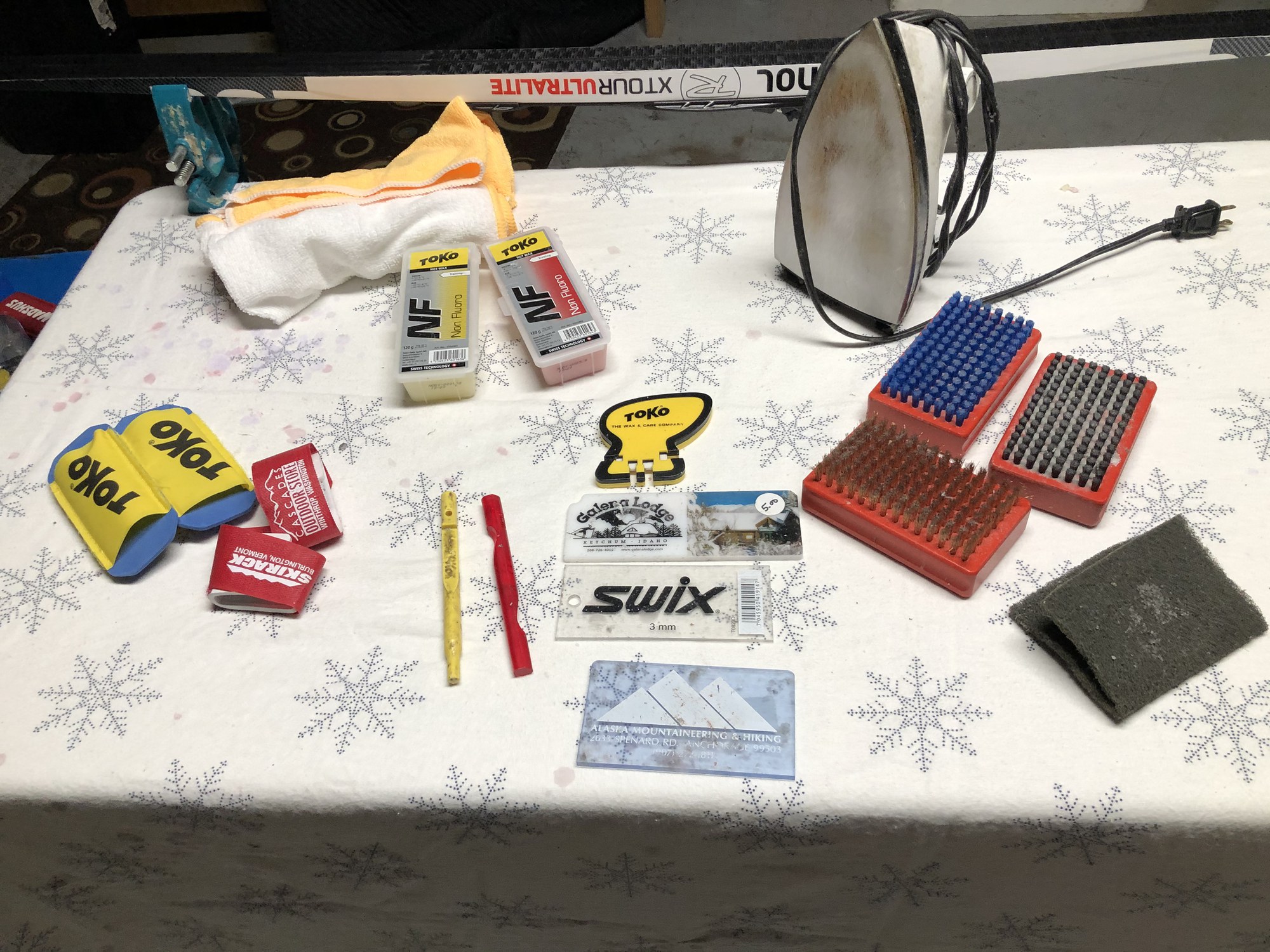 CrossCountry Ski Hot Waxing Clinic Mountaineers Program