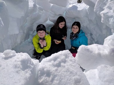 Tacoma Explorers Snow Shelter Building